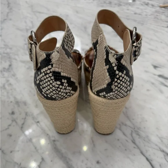 NEW Nine West Snakeskin Black and Cream Wedges Size 7 - Picture 4 of 5